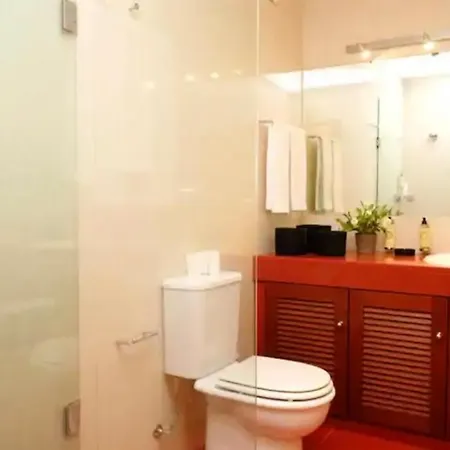 Tatil Evi Impeccable 4-bed House In *