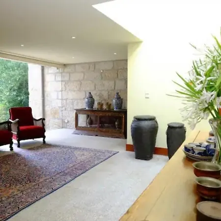 Impeccable 4-bed House In *