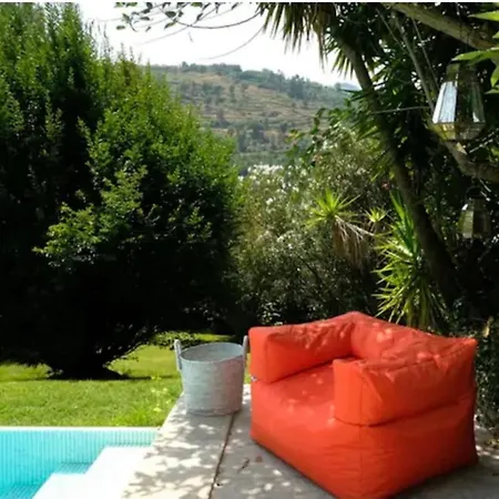 Impeccable 4-bed House In * Santa Cruz do Douro